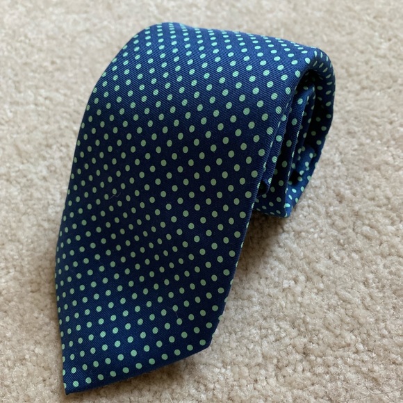 Vineyard Vines Ties - Picture 1 of 6